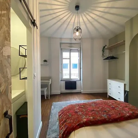 Grand Chaleureux Νανσύ
